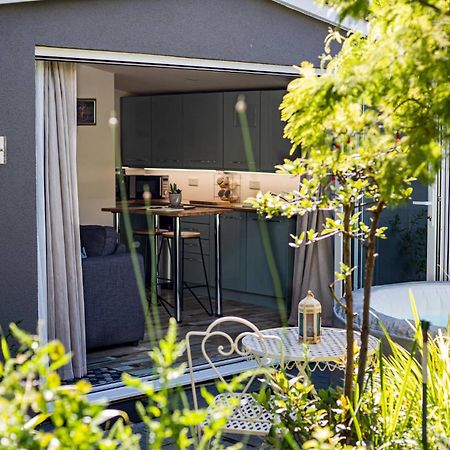 Hideaway Cabin For Two On Edge Of New Forest Hinton  Exterior foto