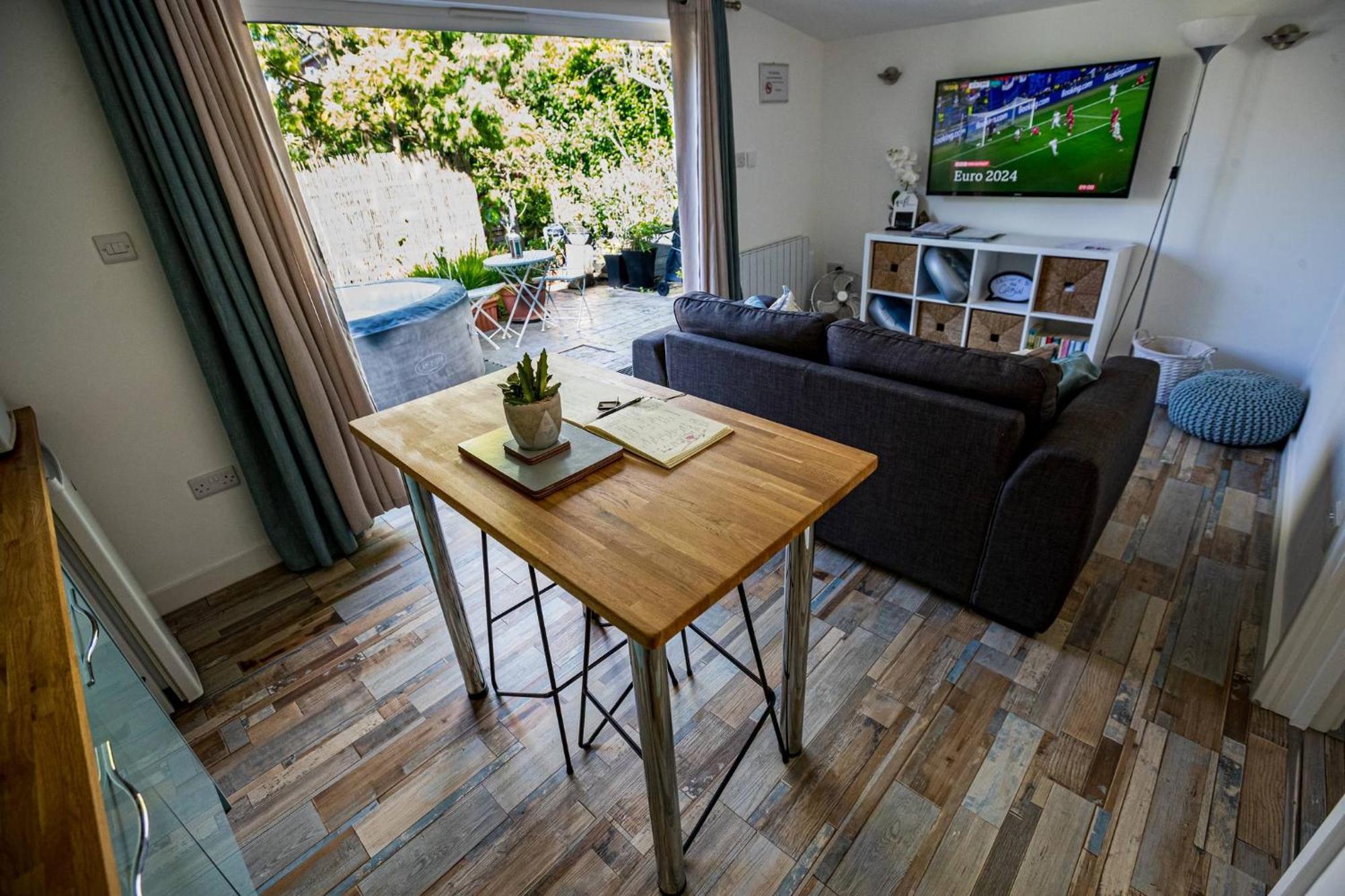 Hideaway Cabin For Two On Edge Of New Forest Hinton  Exterior foto